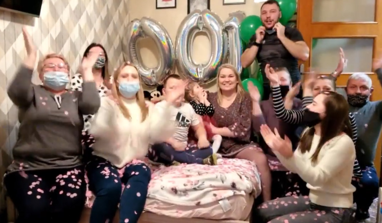 Udało się zebrać pieniądze na lek dla Amelki! [WIDEO] 